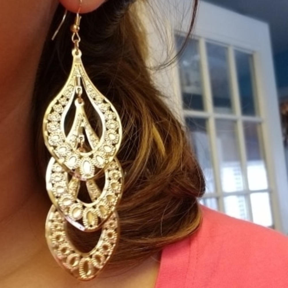 New leaves shapes earrings